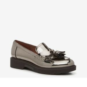 MARC FISHER Johnie Metallic Gray Loafers with Tassels Women's Size 7.5